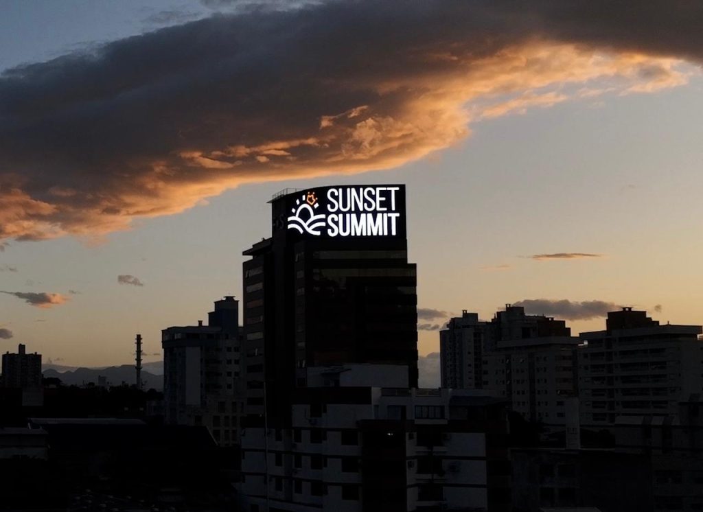 Guilherme Benchimol é um dos convidados do ‘Sunset Summit'